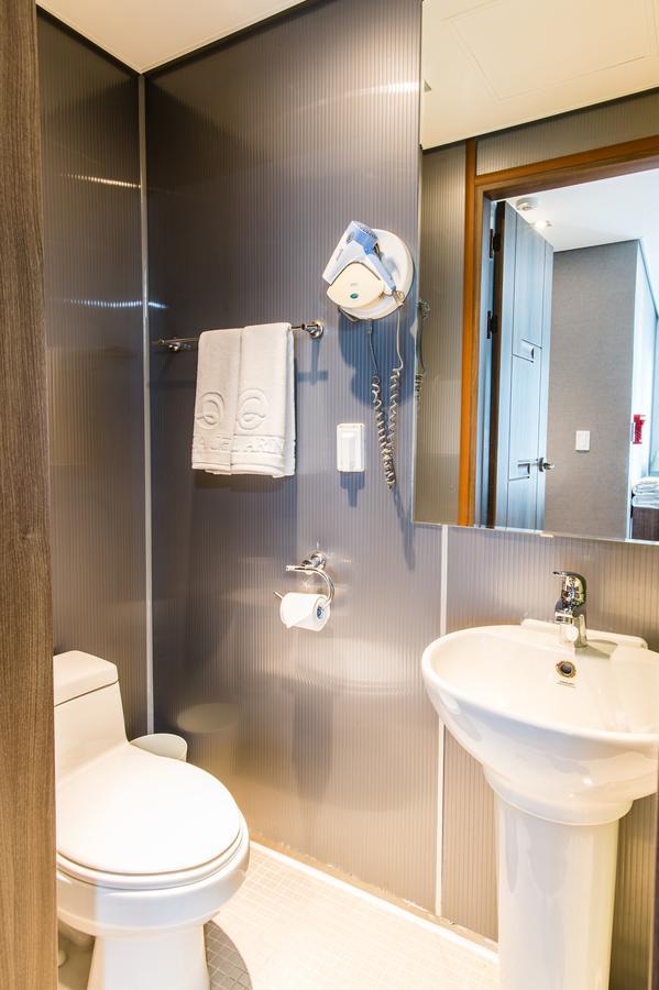 Hotel Arinus Shinchon Seul Esterno foto